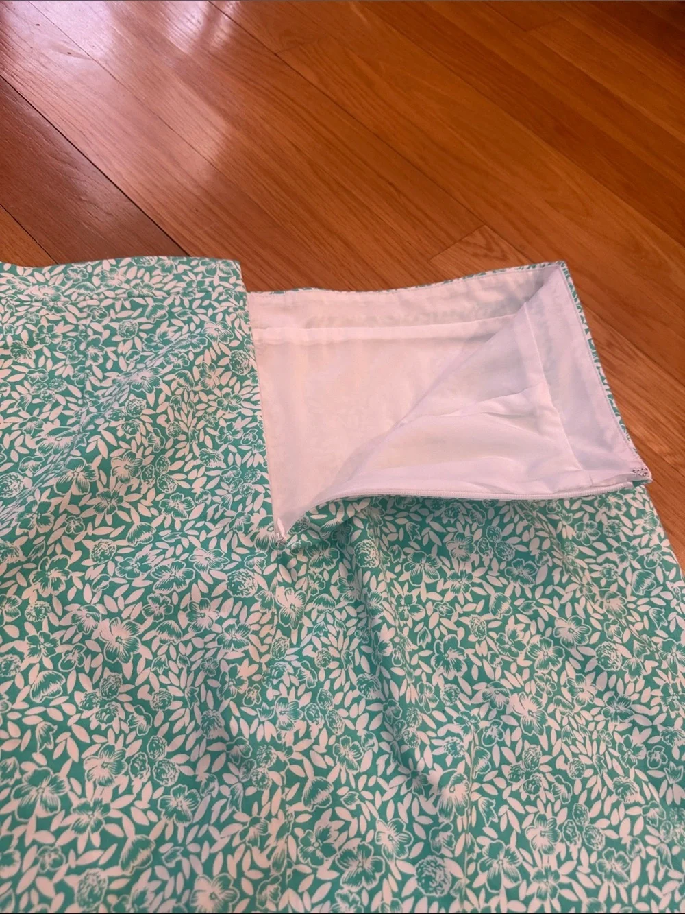 J.Crew women’s floral pencil skirt size 8 .NWT